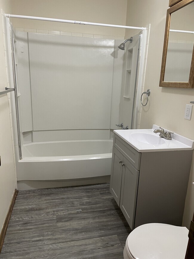 Foto del edificio - 5903 Paradise Ln