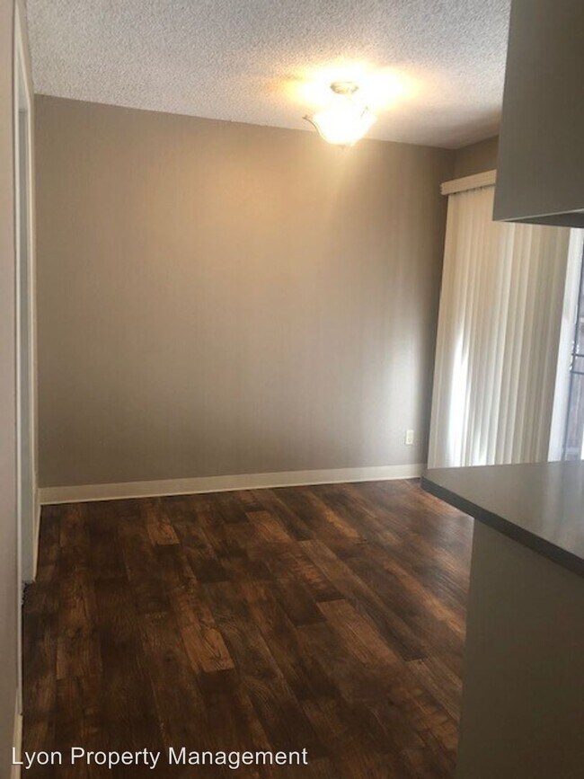 Foto del edificio - 6215 Riverside Blvd