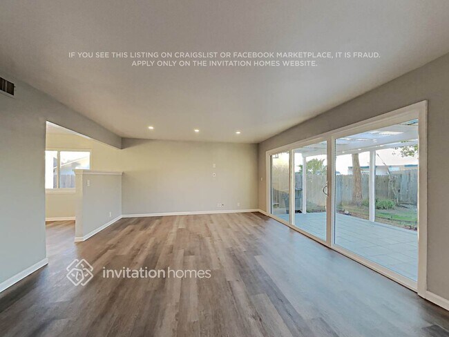 Foto del edificio - 6423 Everest Way