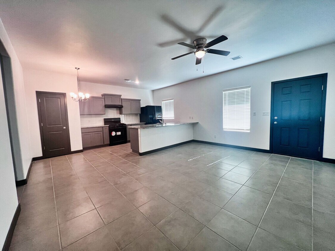 Primary Photo - Mission Valley 3 Bedroom 2.5 Bath Townhome