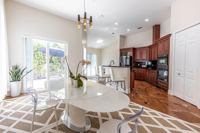 Foto del edificio - 3964 194th Ln