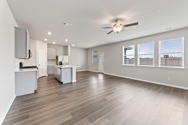 Building Photo - MorningStar ? Brand New Home!