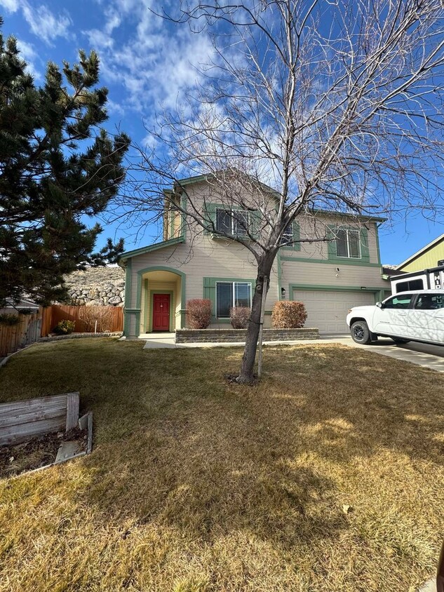 Primary Photo - Available March 1 – A spacious and beautif...