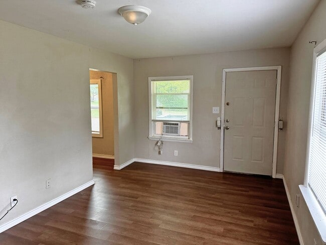 Building Photo - 1401 Fillmore St