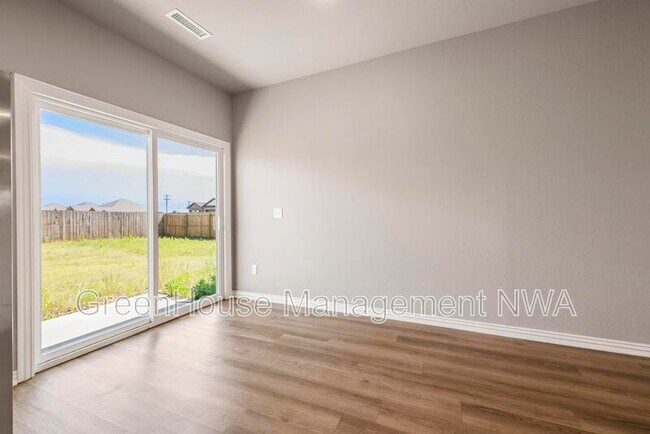 Foto del edificio - 210 Williams ct