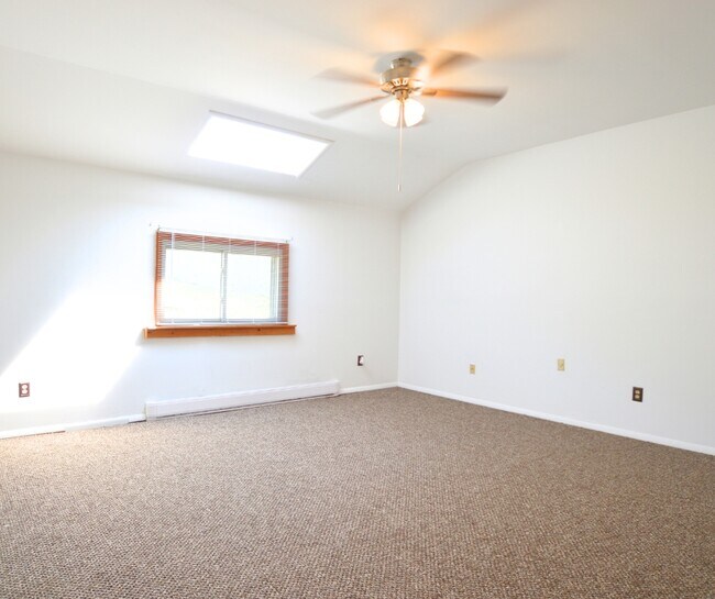 Foto del edificio - 525 Fostertown Rd