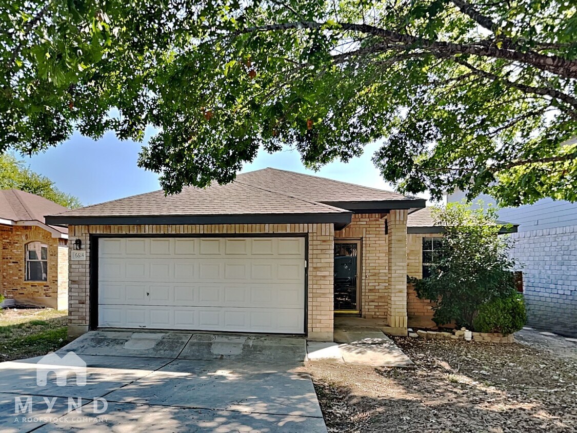 Foto principal - 6614 Estes Flats