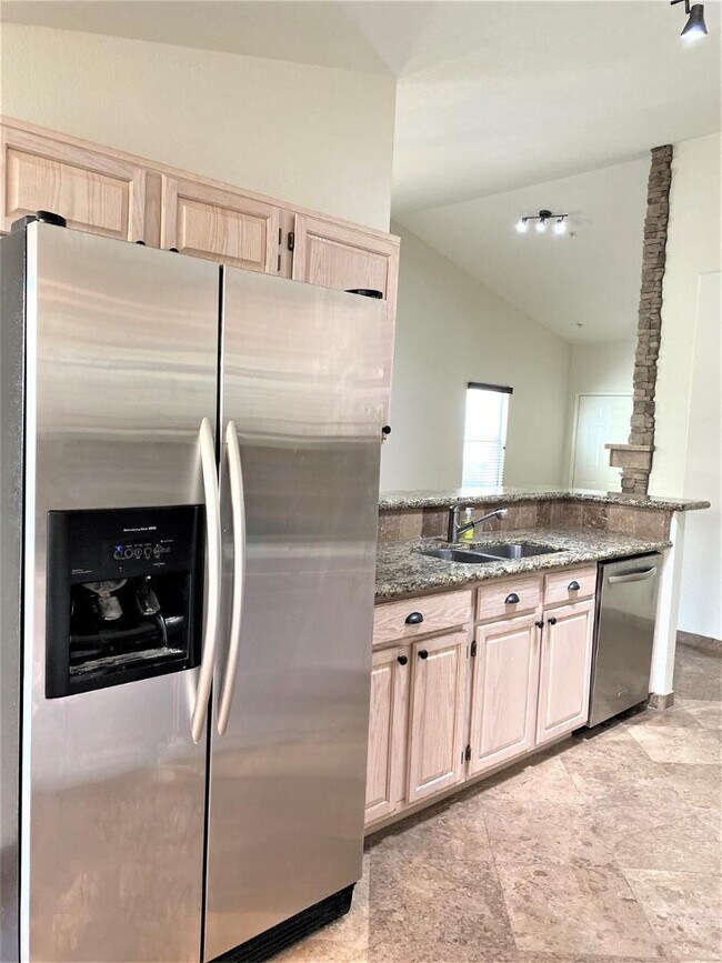 Foto del edificio - 10358 E Davenport Dr