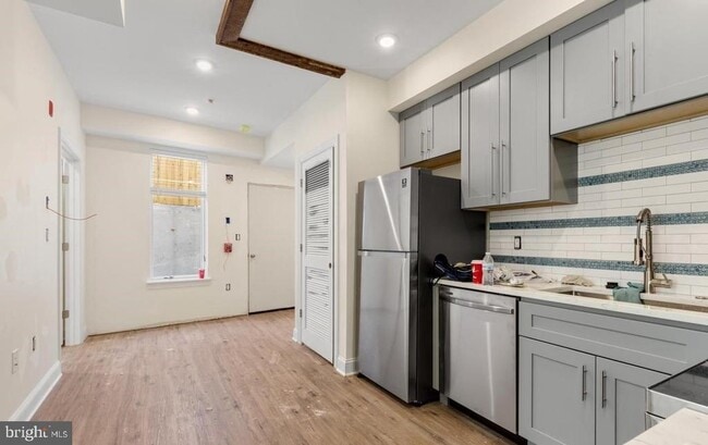 Building Photo - 511 Gorgas Ln