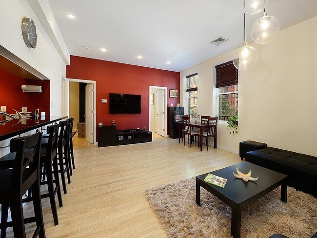 Foto del edificio - 456 9th St