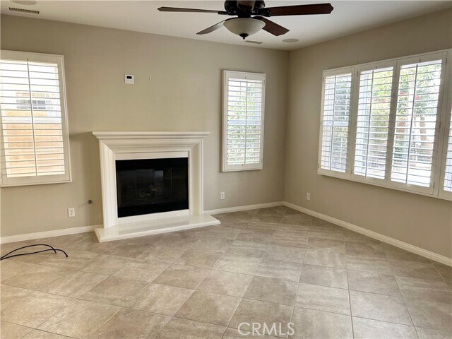 Foto del edificio - 3 Spyrock