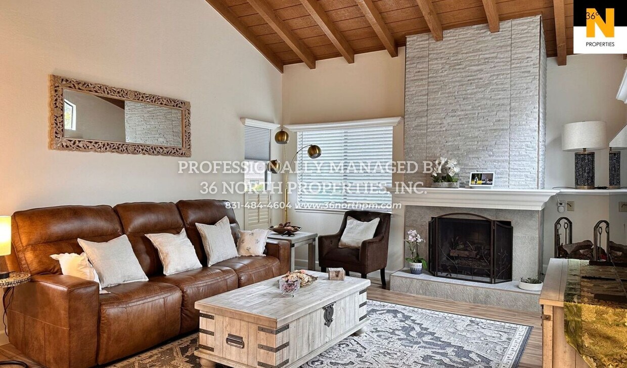Foto principal - Lovely Fully Remodeled Forest Grove Condo ...
