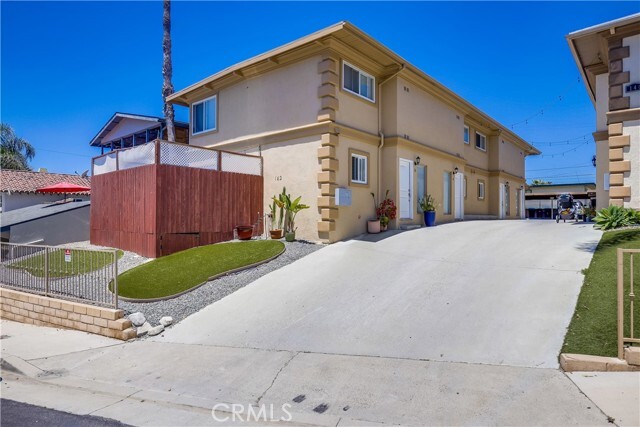 Building Photo - 142 W Escalones
