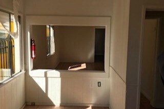 De la cocina a la sala de estar - 6080 Venice Blvd