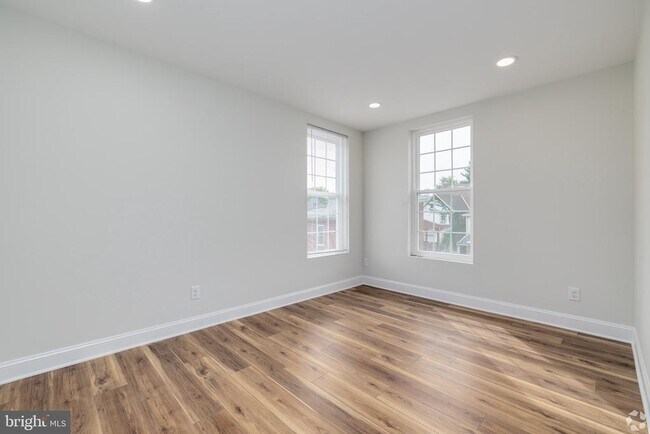 Building Photo - 112 Washington Ave