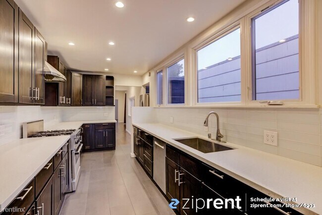 Building Photo - 4 br, 2 bath House - 430 41st Ave, San Fra...