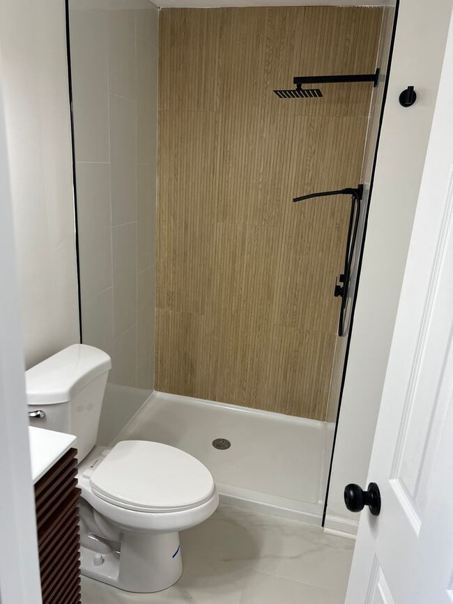 Foto del edificio - 1303 Homer Ave