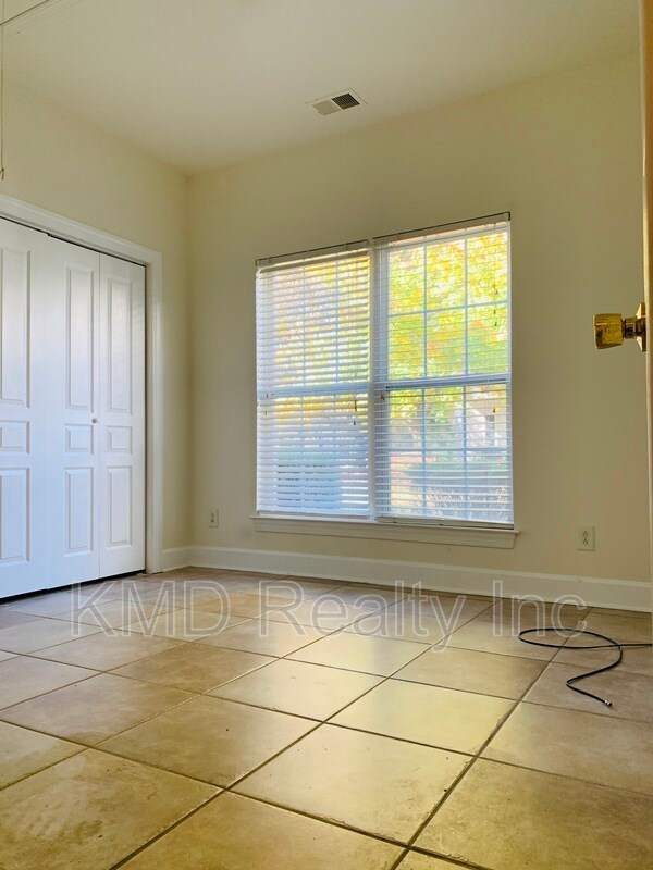 Foto del edificio - 2920 Zion Renaissance Ln