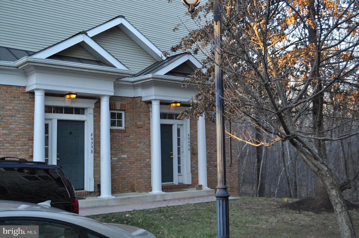 8933 Milford Haven Ct, Lorton, VA 22079 Townhome Rentals in Lorton VA