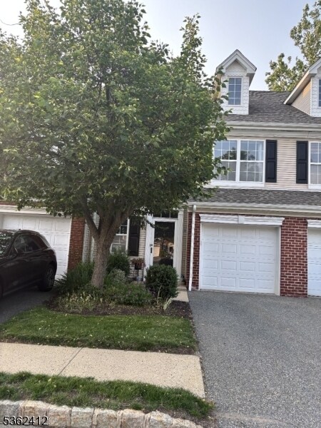 Foto principal - 39 Washington Ct