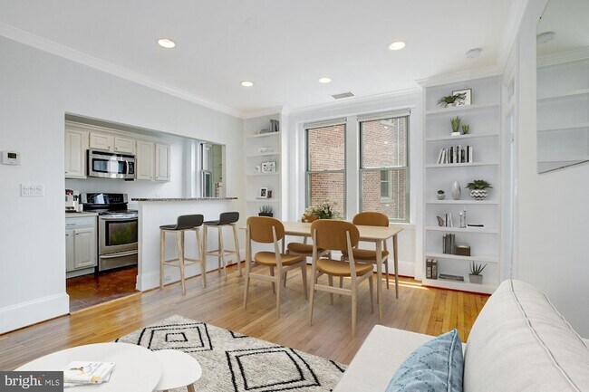 Foto del edificio - 2129 Florida Ave NW