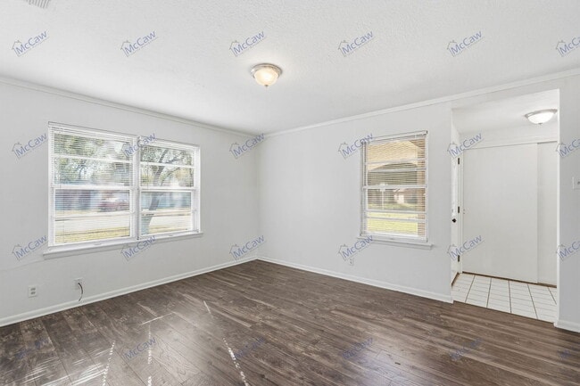 Photo - 3401 Princeton Dr House