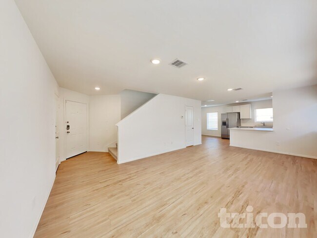 Building Photo - 3023 Twisted Myrtle Dr