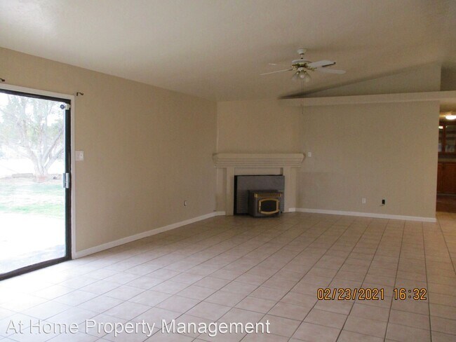Building Photo - 3 br, 2 bath House - 6049 Muller Rd