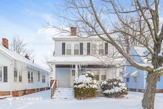 Building Photo - 26431 Shoreview Ave