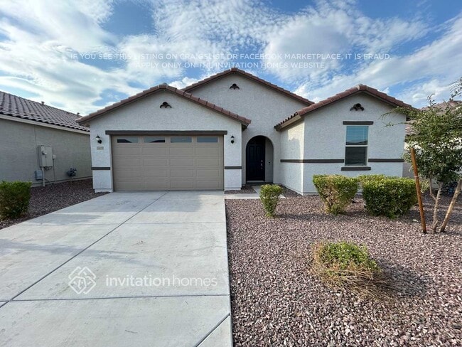 Building Photo - 17490 W Molly Ln
