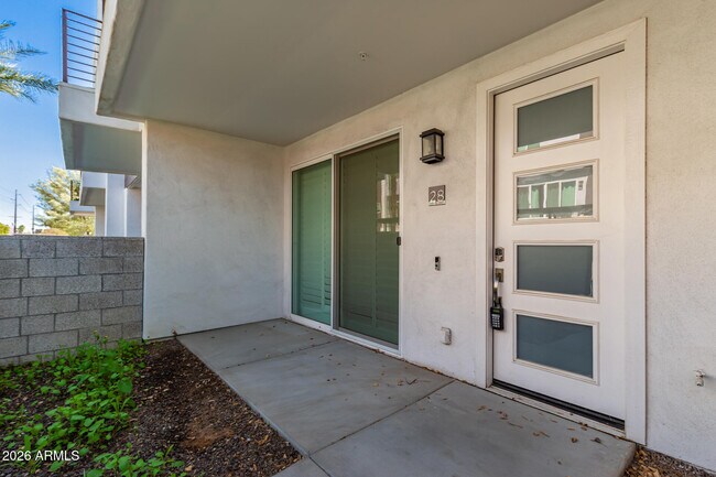 Foto del edificio - 4444 N 25th St