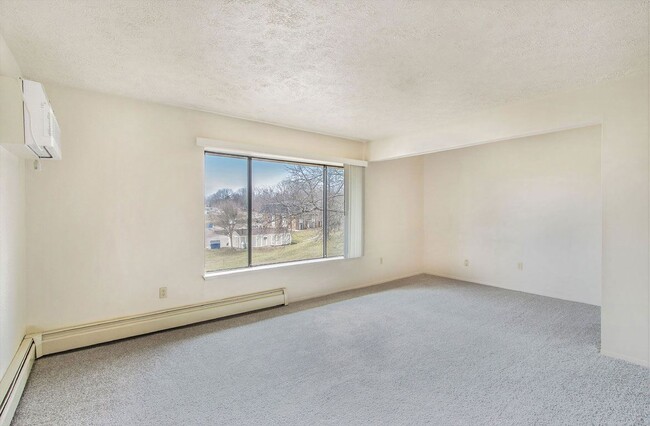 Building Photo - Wingate Apartments