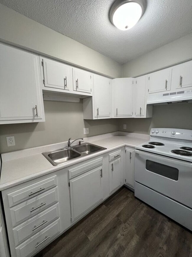 Foto del edificio - 2nd floor 1 bedroom apartment in Niles