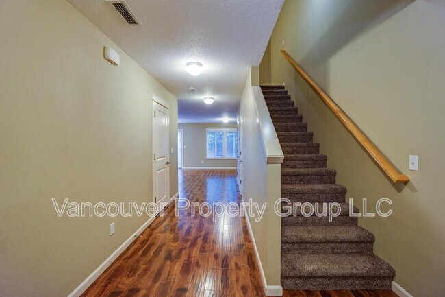 Foto del edificio - 9601 NE 72nd St