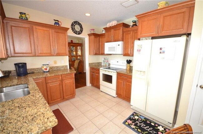 Foto del edificio - 753 NW Waterlily Pl