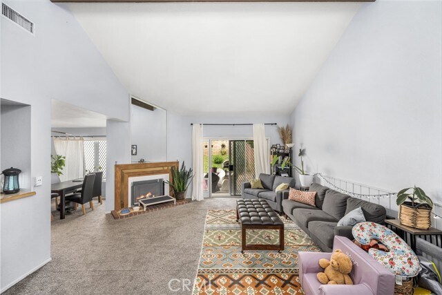 Building Photo - 242 Preakness Dr