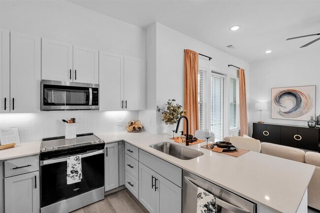 Building Photo - 1423A Forward Dr