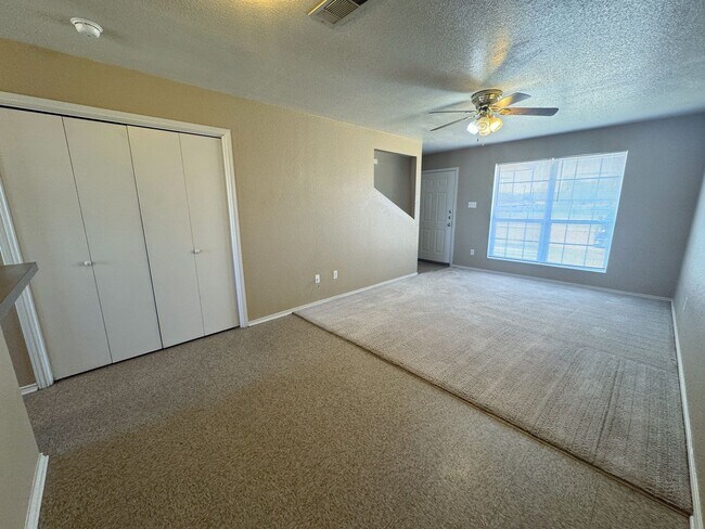 Building Photo - 1712 Old FM 440 Rd