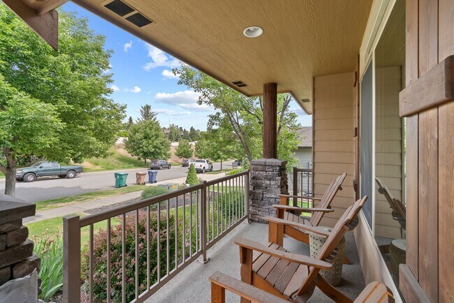 Foto del edificio - 1402 N Brook Terrace St