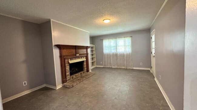 Foto del edificio - 2766 N Barksdale Dr