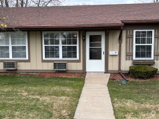 Building Photo - 1140 S McCord Rd