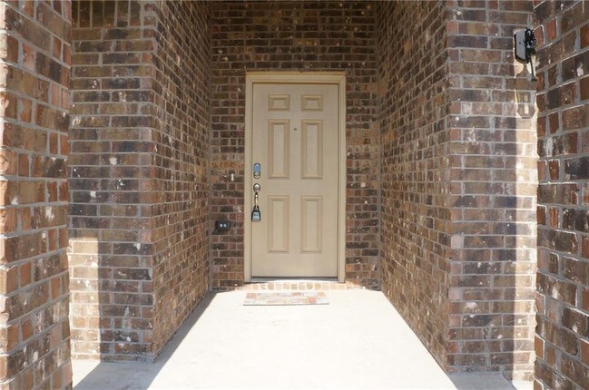 Building Photo - 10708 Cruces Drive