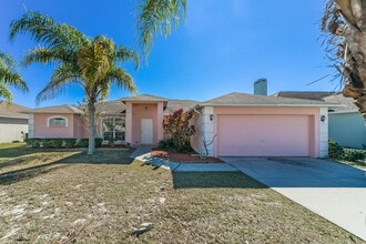 Building Photo - 7172 Summit Dr