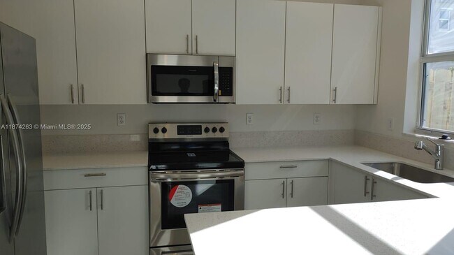 Foto del edificio - 1766 SE 26th Rd