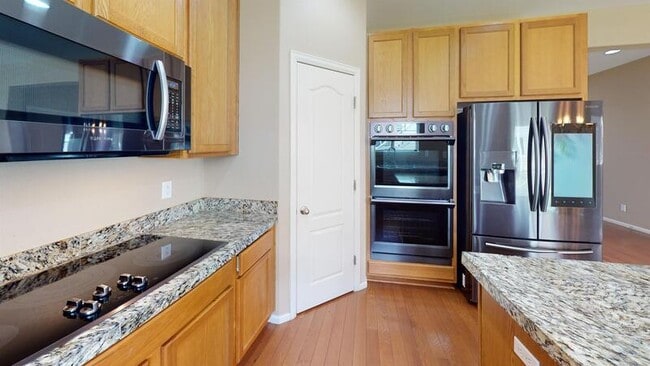 Building Photo - 6677 Maple Stone Ln