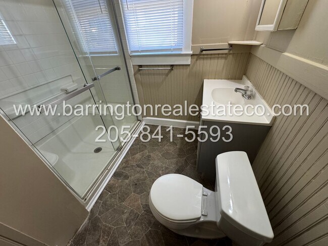 Foto del edificio - 609 Bell Ave