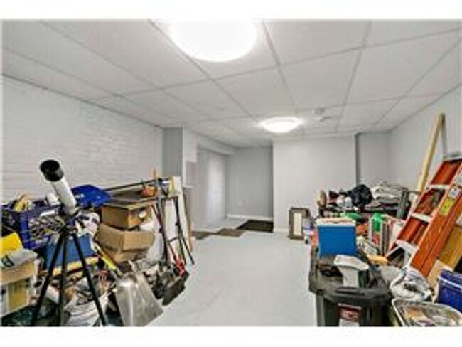 Foto del edificio - 2928 Emerson Ave N