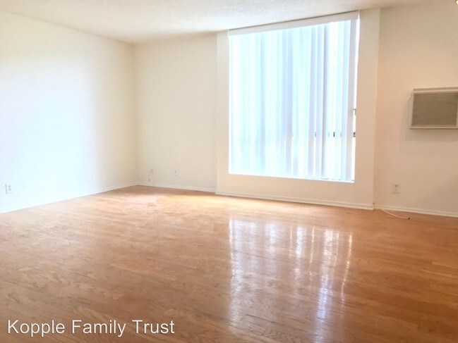 Foto del edificio - 922 N Hudson Ave