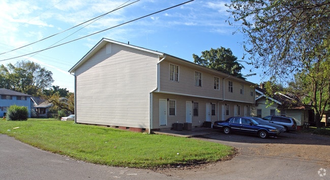 Building Photo - 2055 Washington Ave