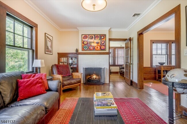 Foto del edificio - 44 Walnut Crescent